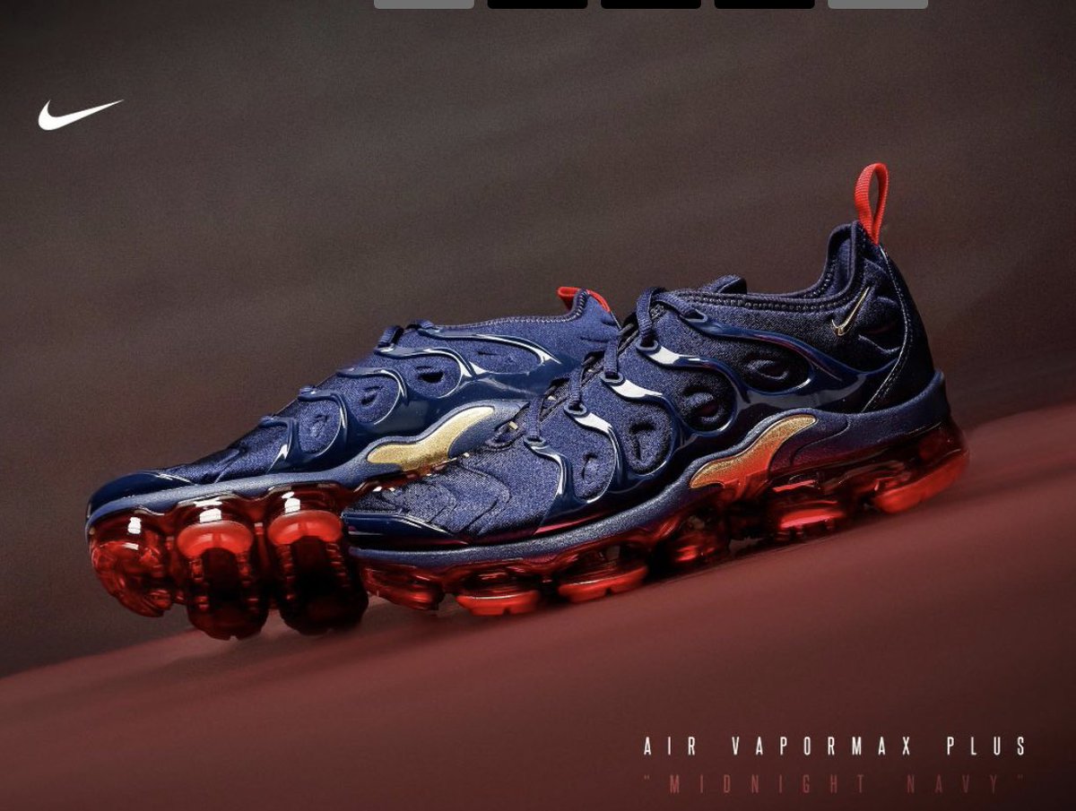 nike air vapormax plus navy gold red