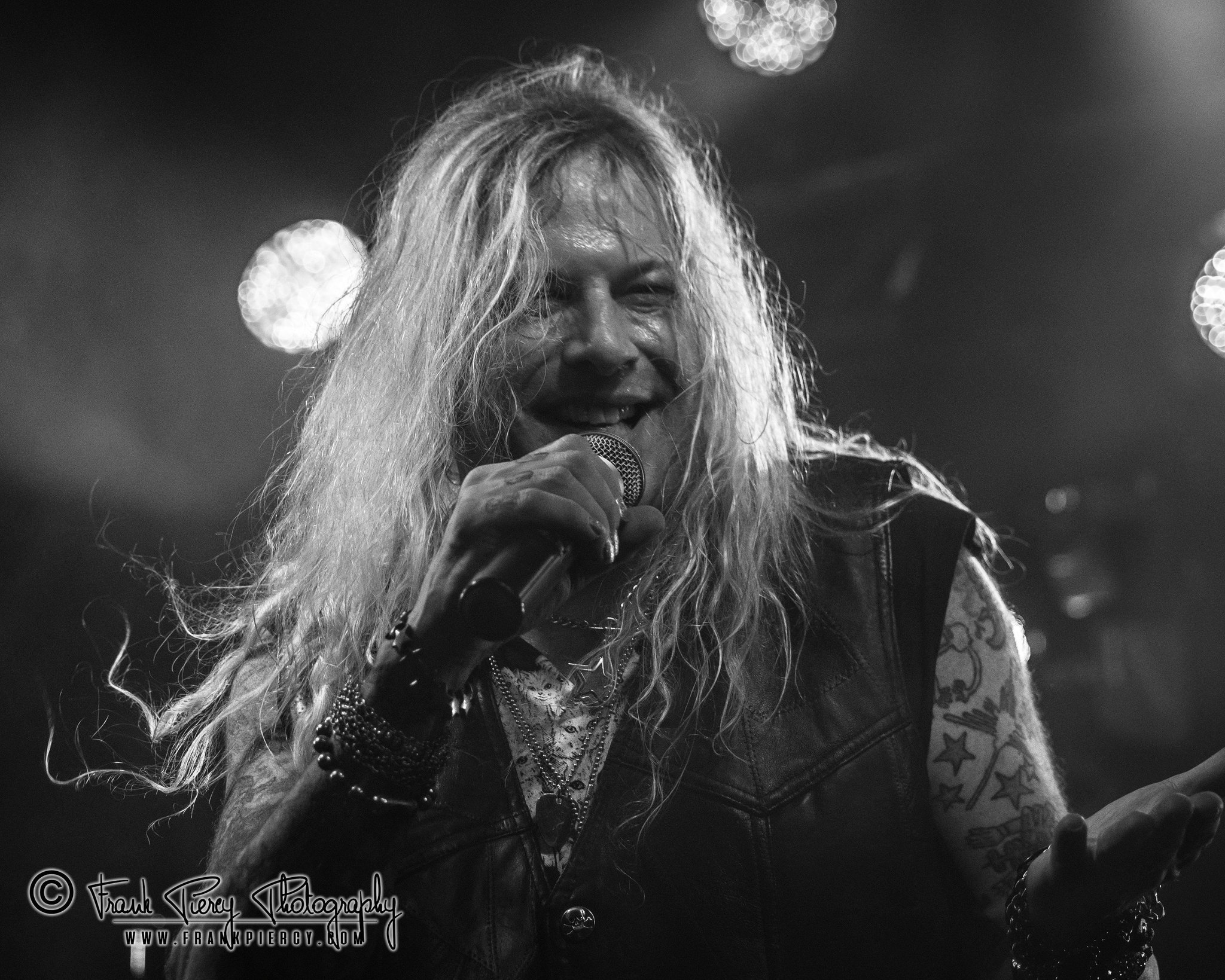 Happy Birthday to one Rocks best frontmen, Ted Poley! 