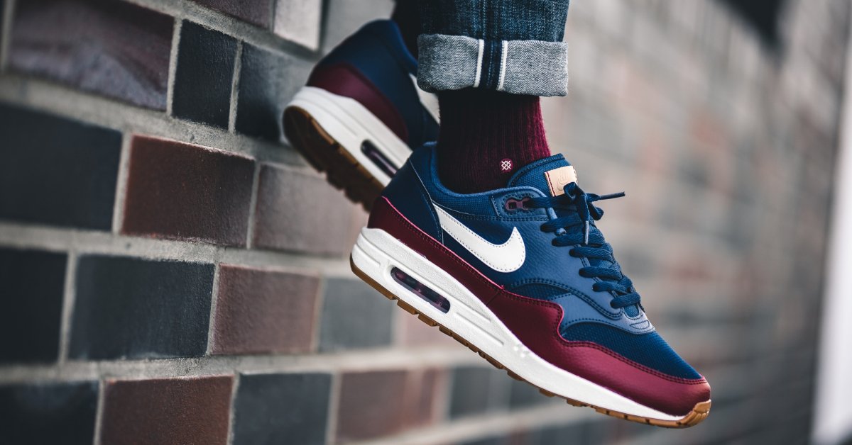 SOLELINKS on Twitter: "Ad: 35% off Nike Air Max 1 'Navy/Team Red' at + FREE shipping, use code SAVE25 =&gt; https://t.co/QfVWgbISY6 (ends tonight) https://t.co/sb1wA1xZSG" / Twitter