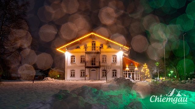 Der_Chiemgau's tweet photo. Es bleibt weiter stürmisch...
______________________________________________
#chiemsee #chiemgau #winter #snow #felden #bernauamchiemsee #wintersturm #regen #bokeh #sturm #schnee #deutschland_greatshots #deinbayern #bestgermanypics #weroamgermany #topger… https://t.co/SmbaVlUg9E https://t.co/jZ7r6021t8