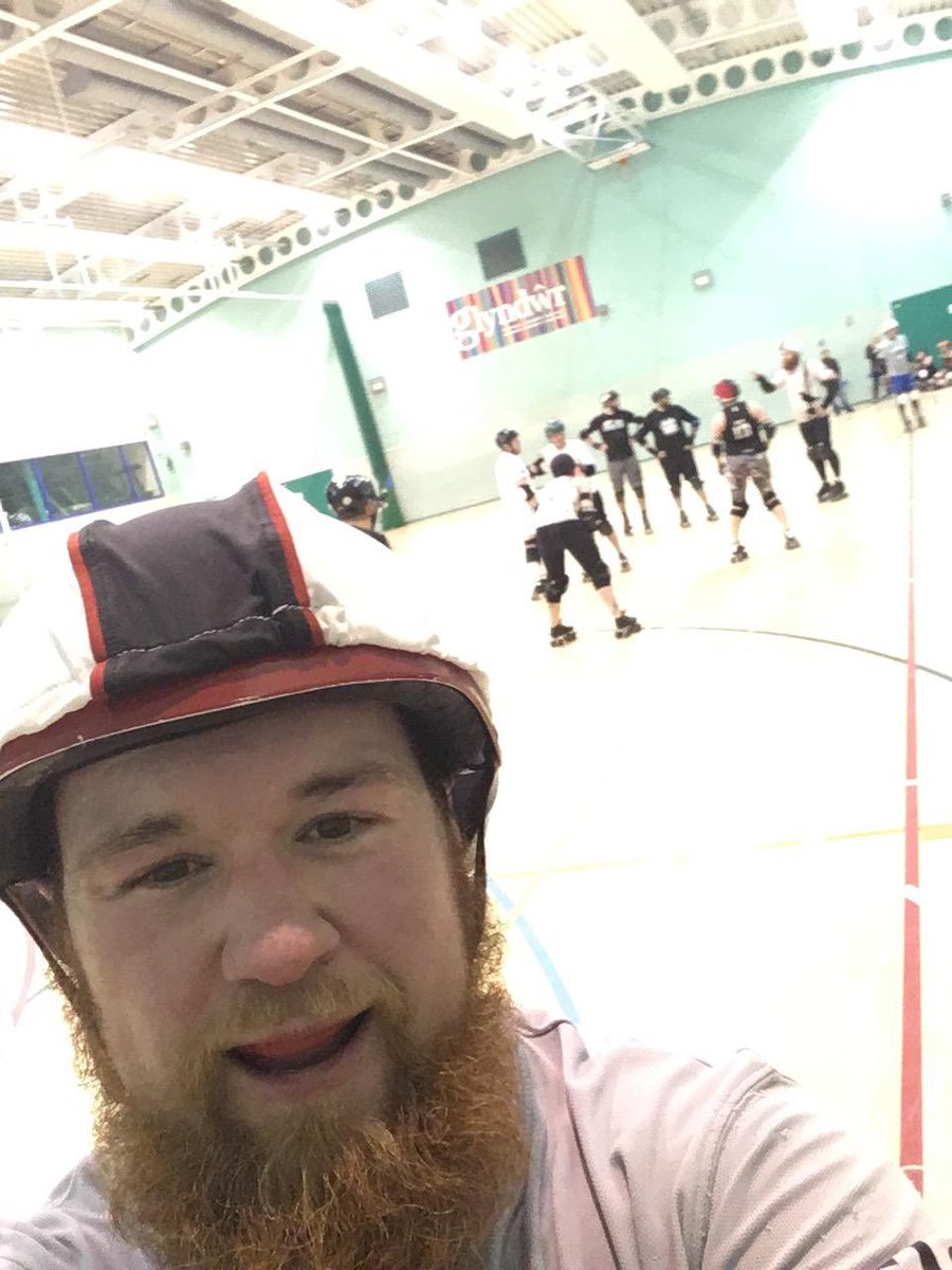 VaughanBudd's tweet photo. Great first roller derby training session back with @wales_mens_rd Nice to have a break over Christmas but I’d almost forgotten how much I love playing. #rollerderby #teamwalesmensrollerderby #merby #mrdwc #mrdwc2019 #training #trainingsquad #quadskates #skating #cymruambyth https://t.co/Po07VlUedx