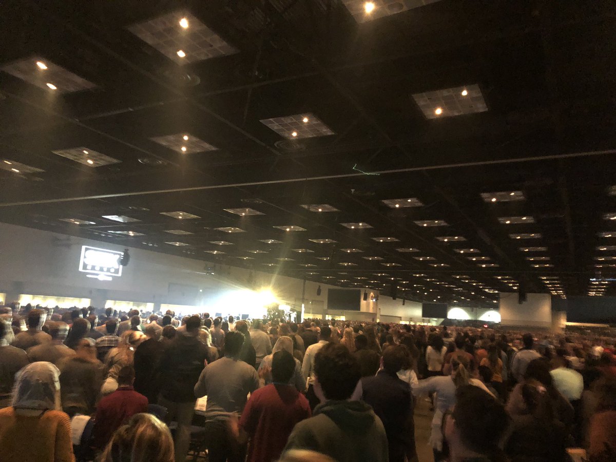17,000 college students kneeling in Eucharistic adoration on a Saturday night ? The future of the Church is in good hands. #SEEK2019