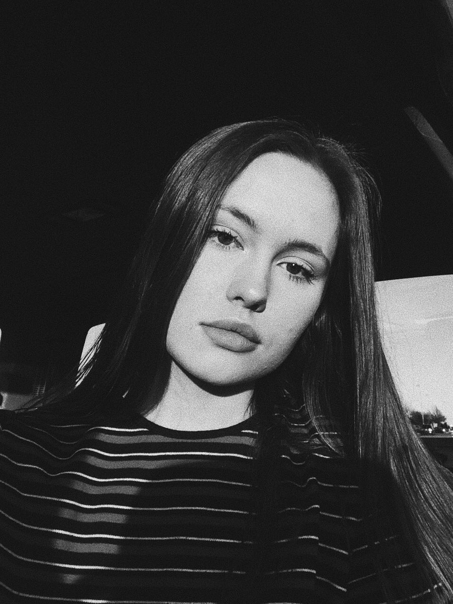 KeeciW's tweet photo. Mood until summer 19’ is here. https://t.co/dCmolG0B5b