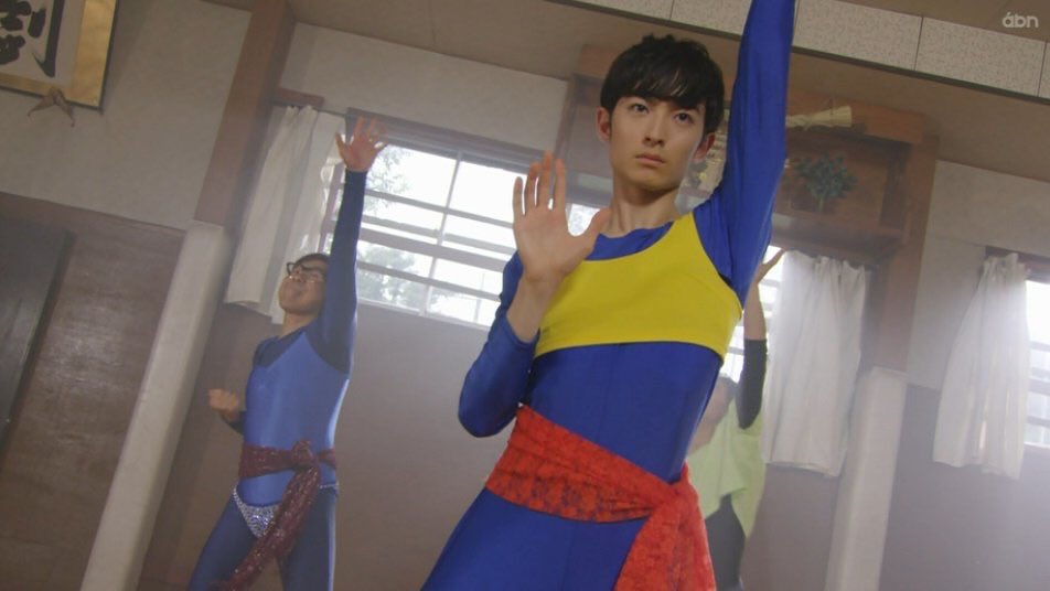 live8link16's tweet photo. 透真にとっては忘れてほしいエアロビ回をいつまでも仲間にからかわれることが1番つらい

 #ルパパト https://t.co/HSh4tjqqNL
