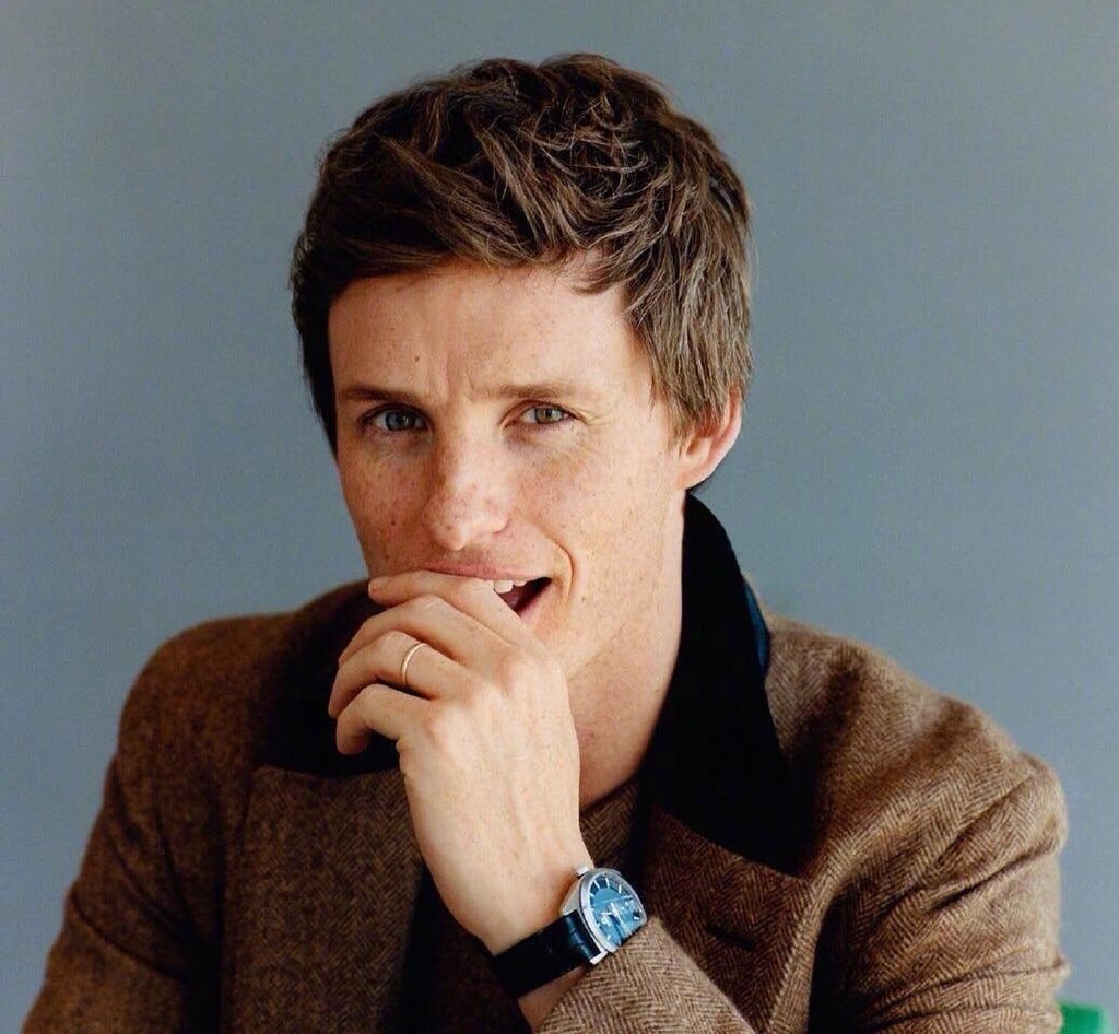 HAPPY BIRTHDAY TO THIS PRECIOUS BEAN THAT IS EDDIE REDMAYNE  