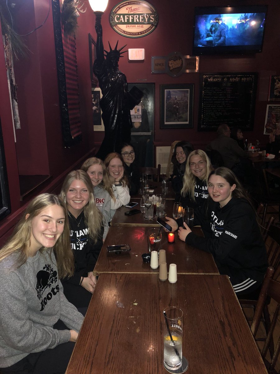 OutlawsMAA's tweet photo. Team mukbang after a big 2-0 dub over Saugeen Maitland. https://t.co/NYu4Rz1WXI
