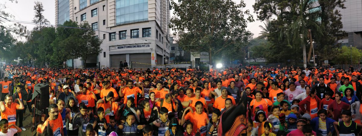 Persistentsys's tweet photo. The 3K’s a crowd! Take a look at the enthusiasm on this route of the #PersistentRun2019! #LifeAtPersistent https://t.co/XiytnEUa6B