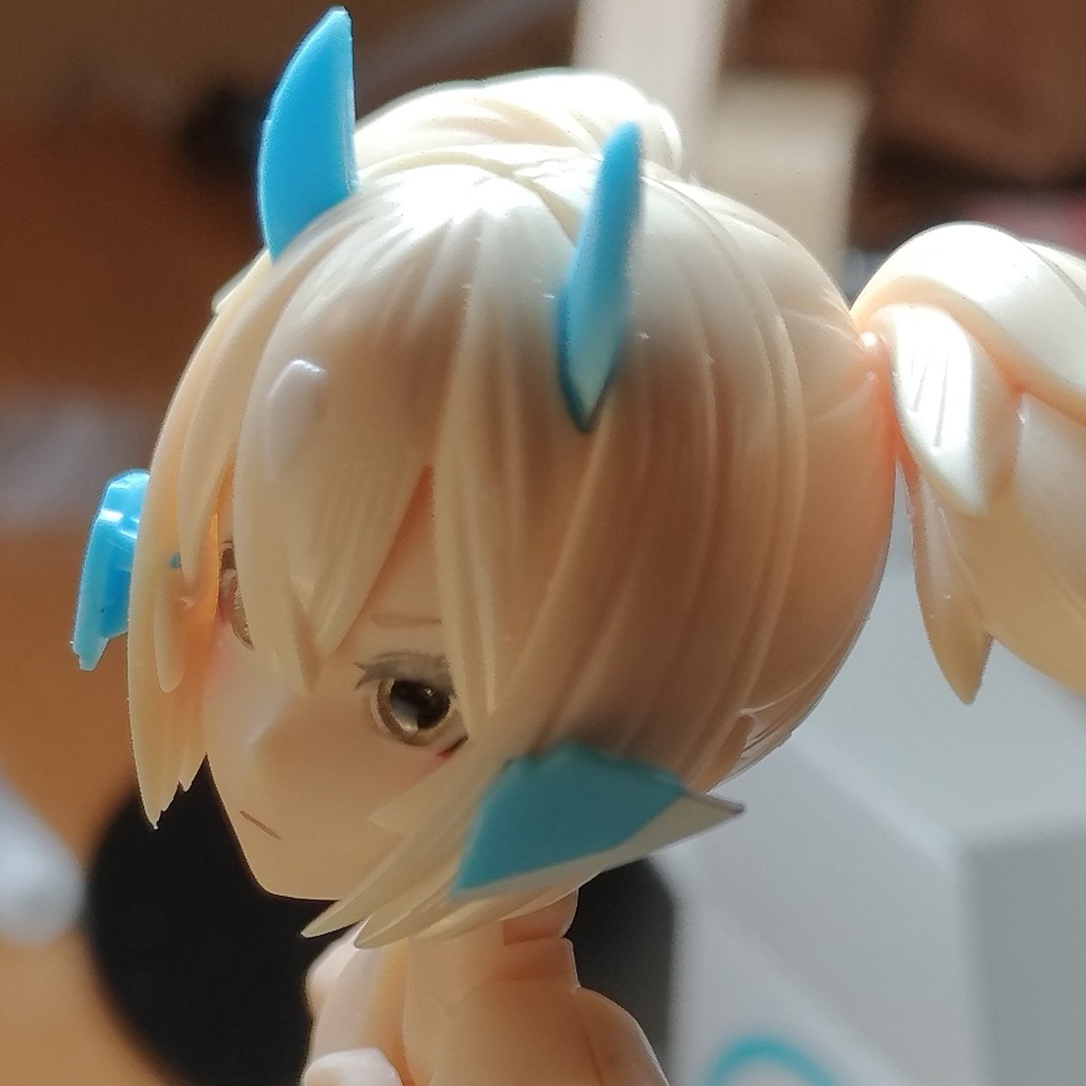 ドールアイ自身に加工は不要 しかし頭パーツに取り付けようとしたら首