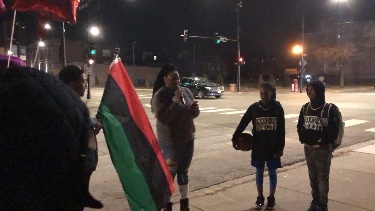 GKMC18's tweet photo. Marcus M. Clark and Wilbert Morris were killed on thursday 2 blocks away where we host our #GKMCHoops. We held a healing corner tonight because we can’t allow this violence to be normalized and we want the community we serve to know that there’s youth who care.
#GoodKidsMadCity https://t.co/i0Tf82dqoI