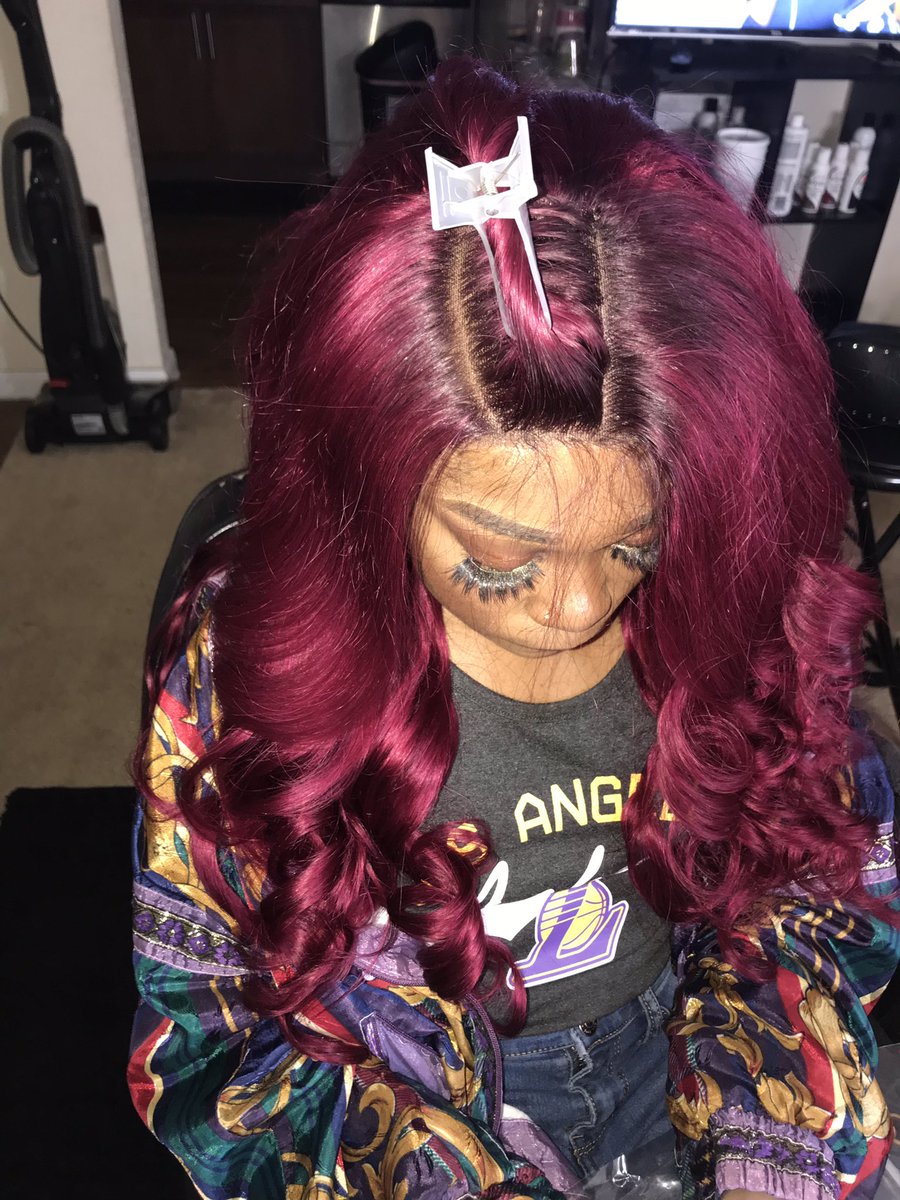 slimstylez's tweet photo. I was locked out of my old Twitter 😩 @slim_bellezza. I’m Slim Stylez, a hairstylist. Sew ins starting @ $90- mobile service available. 

 #houstonhair #houstonhairstylist 
#sewins #laceclosures #glueless #virginhair #houstonbeauty #houstonmua #htxhair #bundles #pvamu #houstontx https://t.co/k3kDvx8XDW