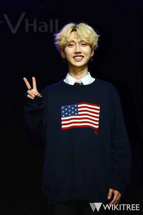 MontChile_Off's tweet photo. [190104]
Fotos de Roda en el Showcase💚

©️En las fotos https://t.co/Zl111B1Kul