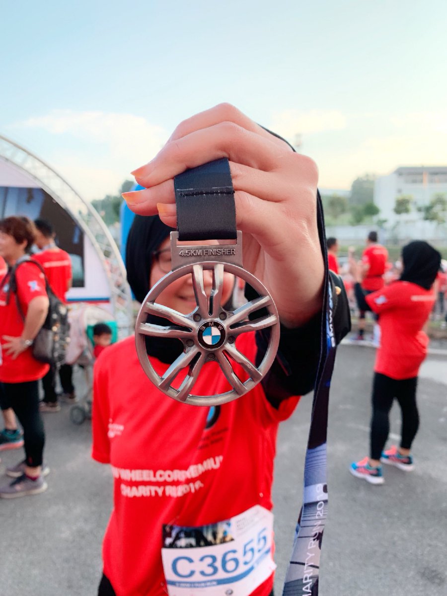 NormaattheN's tweet photo. I did it!!! My first kick out fun run🏃🏻‍♀️👌🏻 1 medal down 11 to go😉♥️ #bmwwheelcorppremiumcharityrun2019  #runforcharity #funrun #runformyself #runforhealth #healthylifestyle #nikeflex #fitforlife #womenfitness #challengemyself #unlocked https://t.co/gfd5nh1LyF
