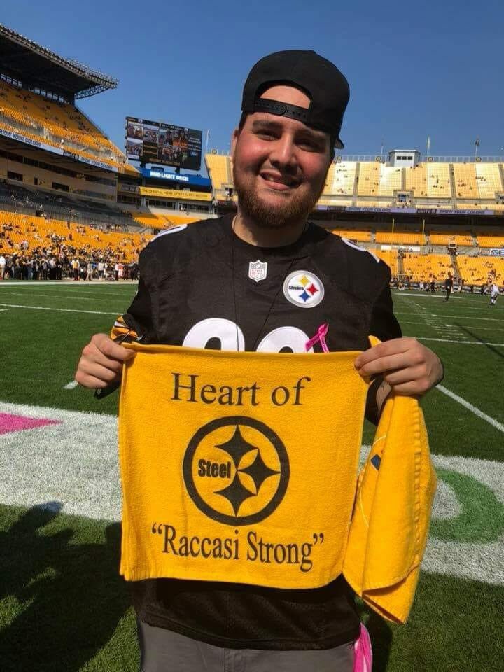 KingLupinacci's tweet photo. I lost a good friend yesterday. He leaves behind his family and his 1yr old son. He battled as long as he could but the 3rd Time was to much I was hoping someone from the @steelers organization or any players could send something to his son anything to remember his love steeers https://t.co/4QnNT1Zc6y
