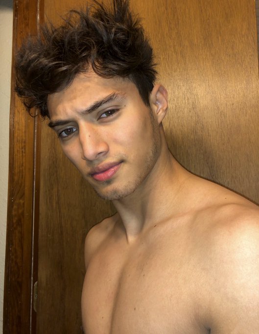 Watch Luis Alonso 🇲🇽🤙🏼's leaked NSFW photo on TwXstars