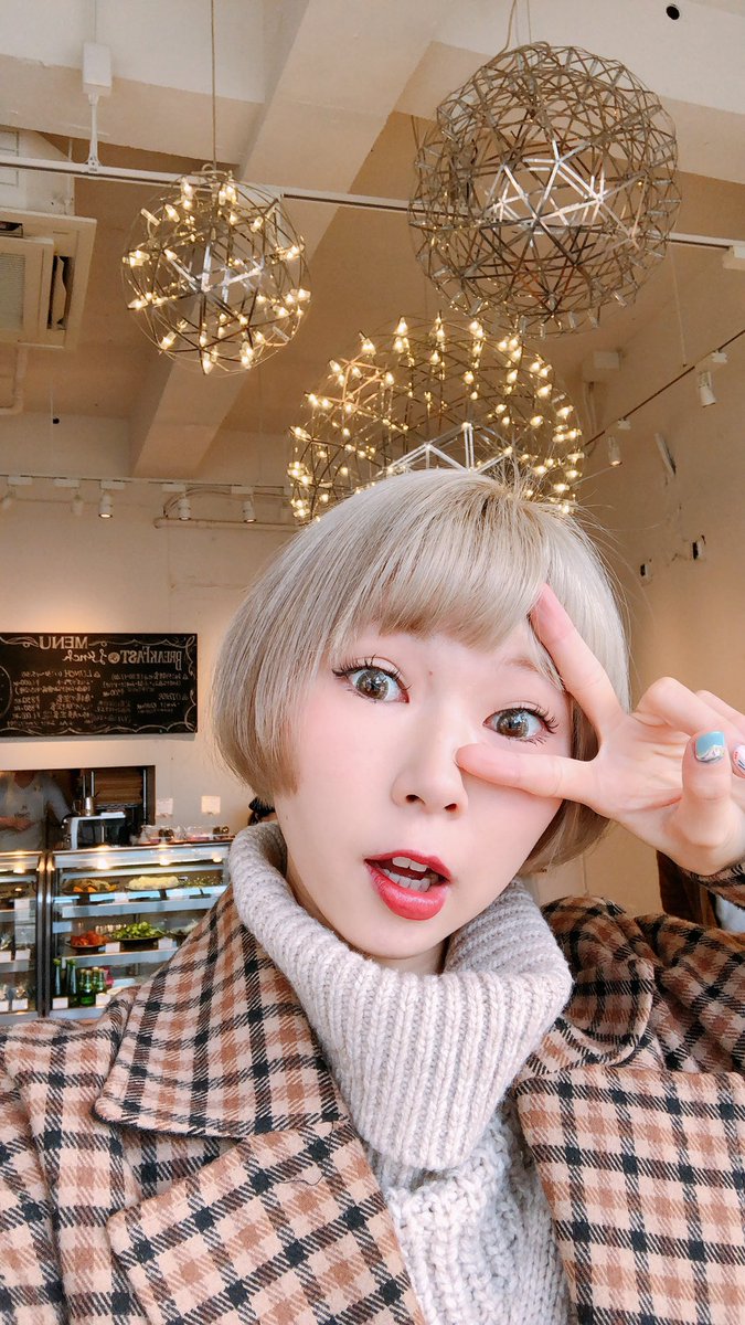 asagi_ch's tweet photo. 中目黒のOnigily cafeが最高だった！
おにぎり屋さんなのに店内はブルックリンだった…
朝活に最高の空間！ https://t.co/fhZQBHLdUE