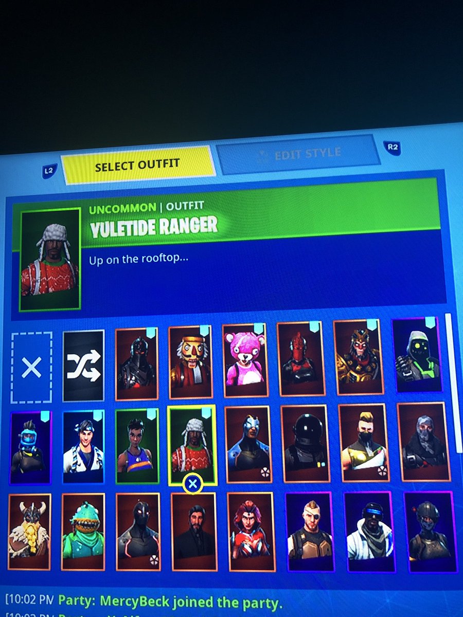 JCecaa's tweet photo. looking to trade serious inquires only not going first dm me #fortnitetrade https://t.co/v1ZXLfZaZu