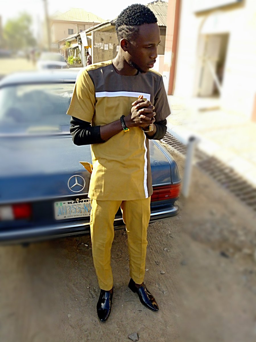 jeebola_flexi's tweet image. Happy First Sunday..... 
#aGreatStart
#NewBegininngs