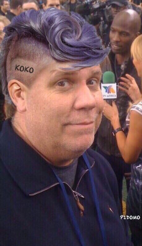 mark short tweet media