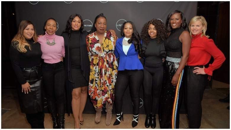 People saying these women are doing this for attention and fame breaks my heart... NO ONE wants to get famous for being abused. #SURVIVINGRKELLY was seen by a lot people and it took amazing courage for these women to speak out. #muterkelly