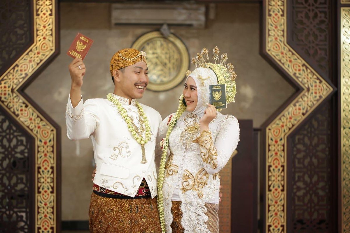 Rika Cahyaning Tyas tweet media