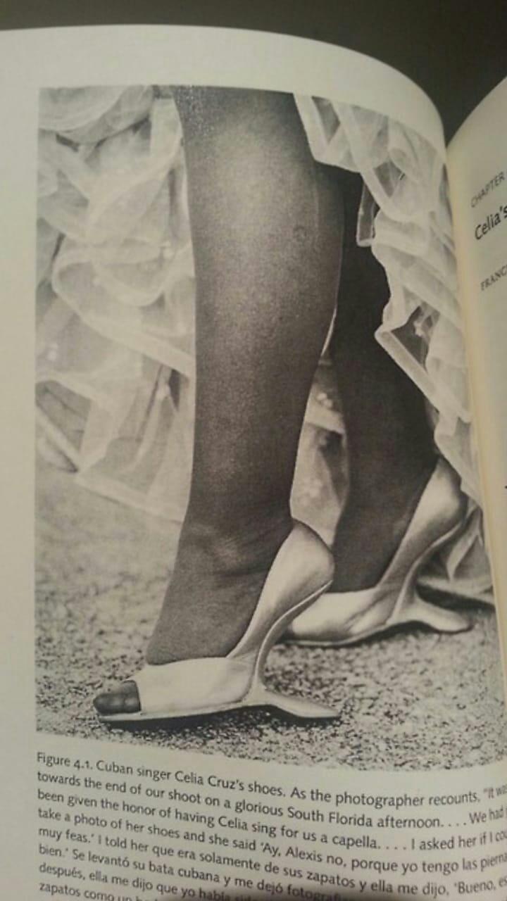Juana Peña no Twitter: "Hablando de tacones, estos son zapatos espaciales con taco invisible de Doña Celia Cruz, conocidos también como 'makarios'. autor de tan singular diseño es "El Zapatero