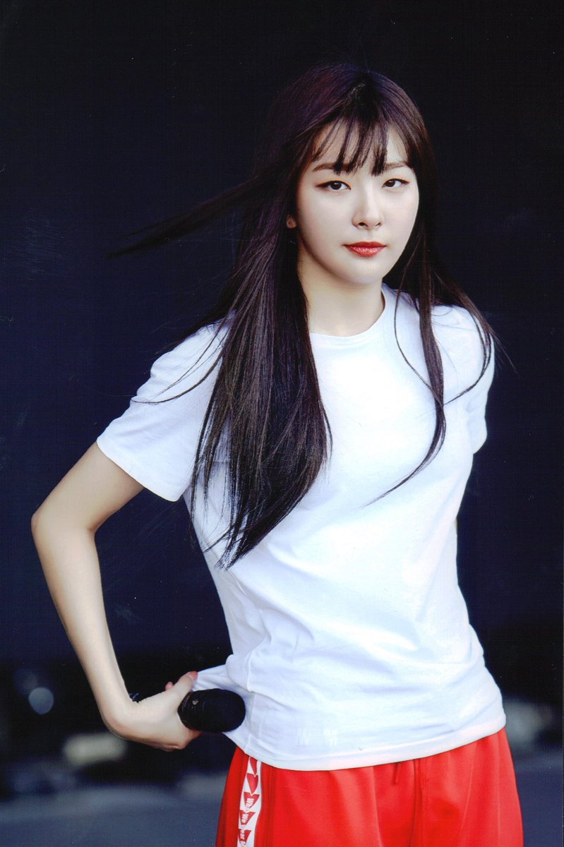 seulfanyfluffybluu🍑 tweet media