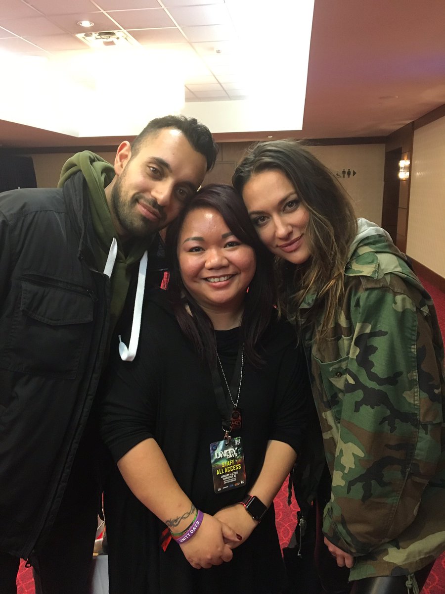 MBan20's tweet image. Got squished by two lovely people! ❤️❤️❤️ @tasyateles @Sachin_Sahel #UD3 is becoming to be the favorite of all #UnityKru casts and fans. Love you all!