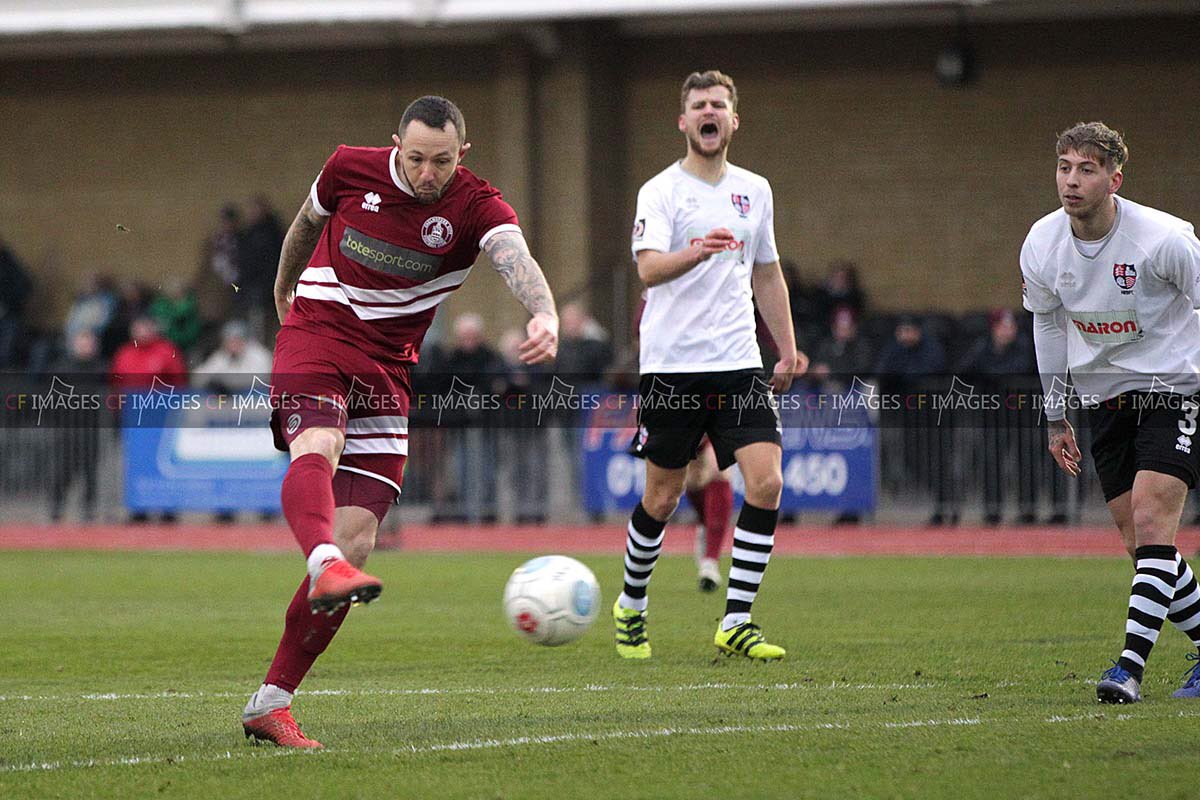 1drinstar's tweet photo. Photos from @OfficialClarets 2-0 @HRBFC now online... https://t.co/r7pXEOuDMK #CHEvHAM #NationalLeagueSouth #NonLeague #Clarets #ClaretTogether #VanaramaSouth https://t.co/sujEg3Ekrt