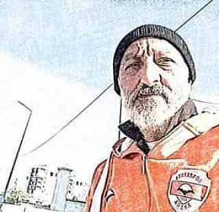 Haksızlık'lar  Karşısında susan
Görmezden gelen  Aynı saf'ta duran 
Şeytanın ortagıdır
Herkese..adil adaletli..hakkaniyetli gün olsun
ALLAH herşeyi gören duyan bilen'dir
GÜNAYDIN  BÜYÜK ADANASPOR CUMHURİYETİ  VARLIGIMIZ DAİM OLSUN