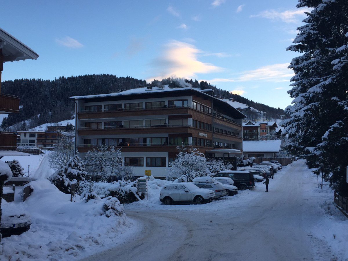 _AlpenTraum's tweet image. Nu heel veel sneeuw! LAST MINUTE beschikbaar 19-26 januari. Huurprijs van € 325 voor € 276 plus bijkomende kosten.