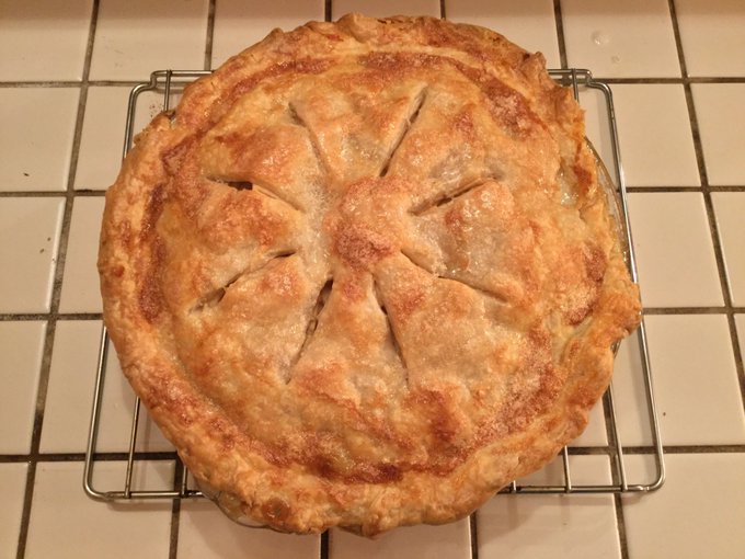 December 1st (5 weeks ago today), I baked my first pie (1) and got 2nd best sweet pie in a friendly bake-off<a href="/tag/mozilla"class="tags"><span>#mozilla</span></a><a href="/tag/brrrlin"class="tags"><span>#brrrlin</span></a>