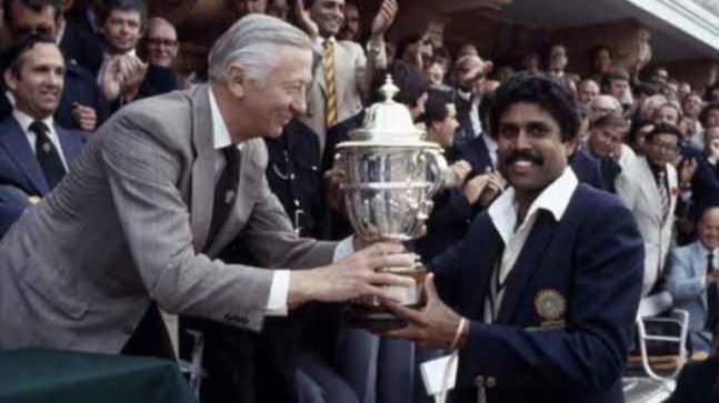 Happy birthday The ever green cricketer of world Kapil Dev. 