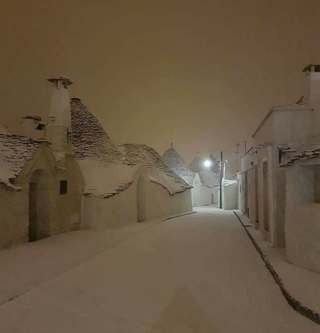 sashorann's tweet photo. Зима в Италия https://t.co/YLItCcu61n