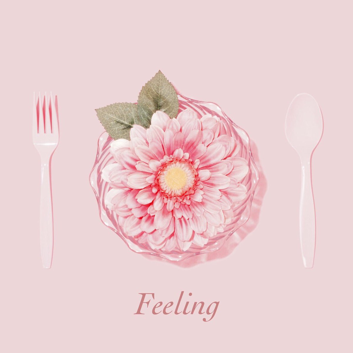 still_madness's tweet photo. 異彩ヴァイラルの1st.シングル"Feeling"のデザイン、アートワークをさせて頂きました。
by MARY(コトブキ メアリ) https://t.co/cIyGoOBP57