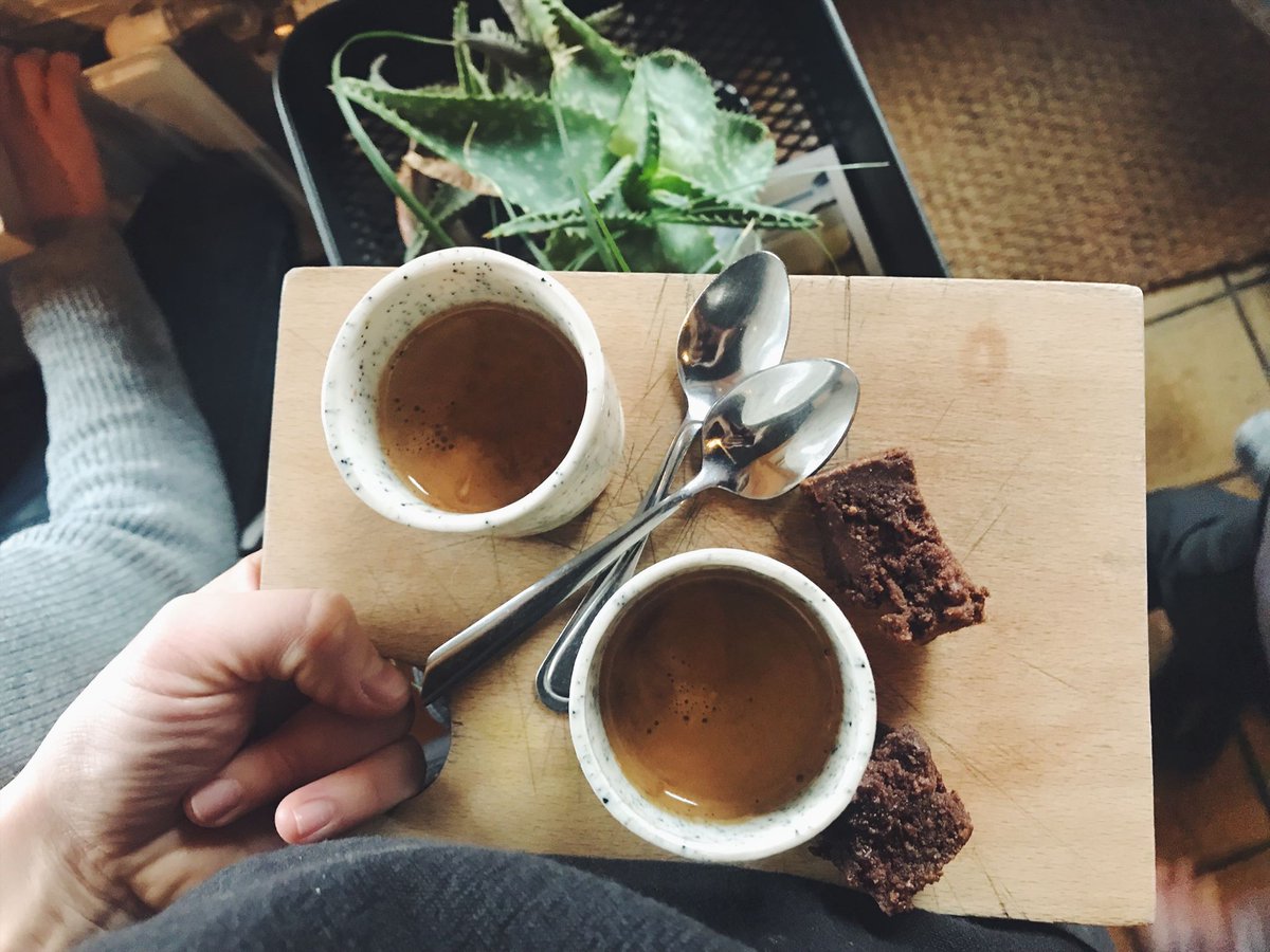 GrandMaison_be's tweet photo. Bon Dimanche!
#EspressoBar #Liege #CafeLiege #CoffeeLiege #Espresso #Latte #Cappuccino #LaBatte https://t.co/weR4gTw26V