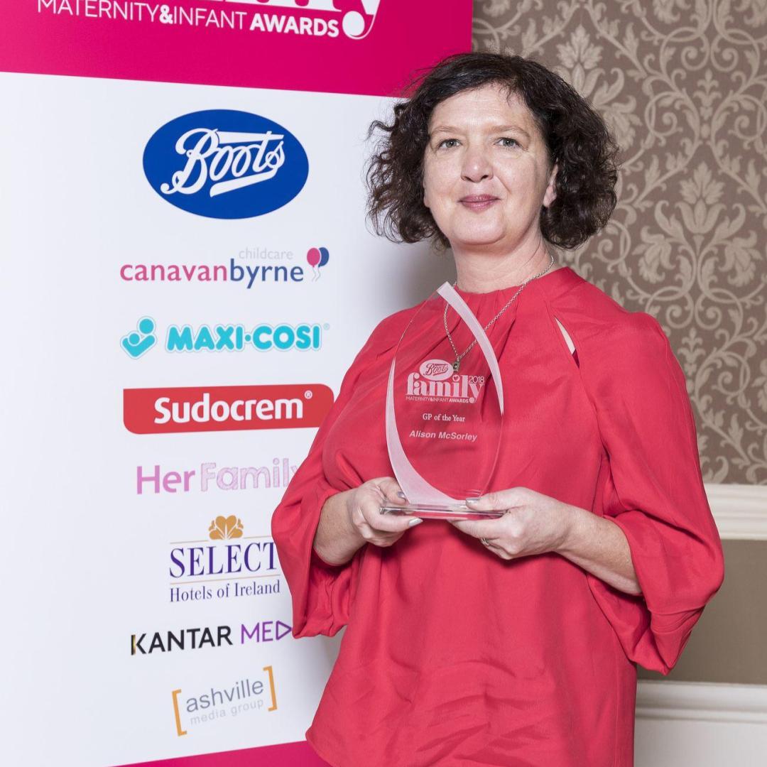 maternityinfant's tweet photo. Boots Ireland Maternity &amp; Infant Family 2018 GP of the Year was awarded to the incredibly caring Dr Alison McSorley. Read how Alison's unwavering commitment to her patients' physical and mental well-being resulted in her award win here >> https://t.co/dtDwJnXdgm #bootsmifawards18 https://t.co/JwWyfNnjvl