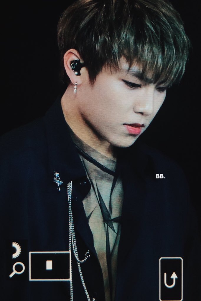 PWJ_WNO's tweet photo. ยกให้รางวัลผัวแห่งปี2019 แดซังผัวฮือออออออออออออ #parkwoojin #박우진 https://t.co/rMQidxTr1U