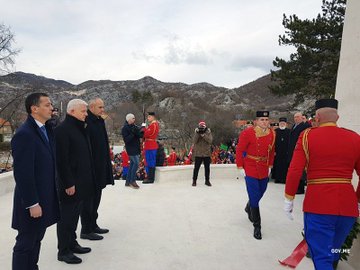 Погледај слику на Твитеру