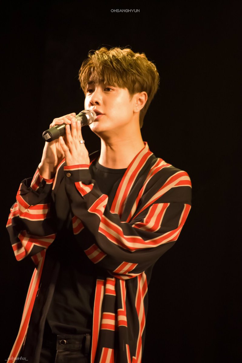 _oshyun4xx_'s tweet photo. 181222 2부…❤︎ @sang__hyun_oh

#MRMR #サンヒョン #미스터미스터 
#상현 #ミスターミスター #SANGHYUN https://t.co/swDiUwJdOv