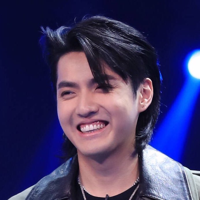 kris wu's smile on X: The real sunshine, it's Kris' smile, i was