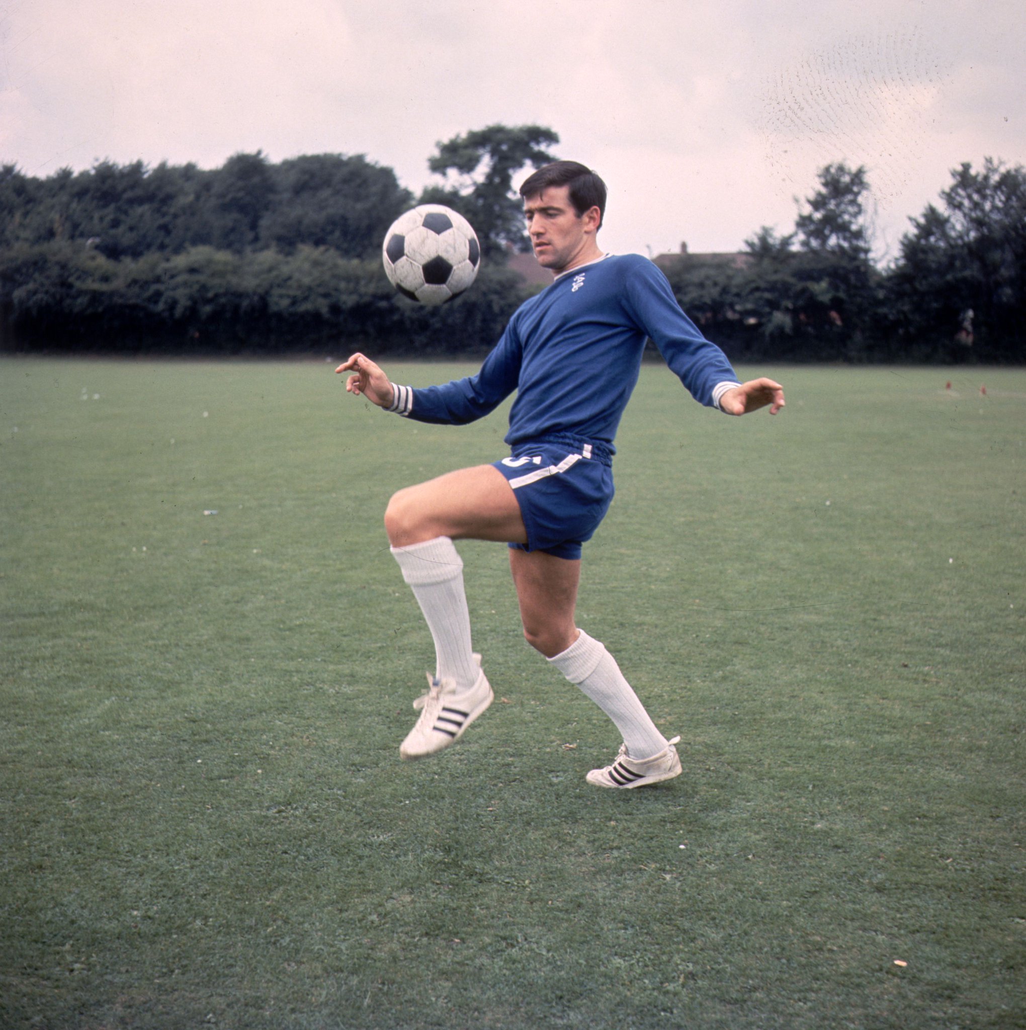 Today we wish former Blue Terry Venables, a very happy 76th birthday! 