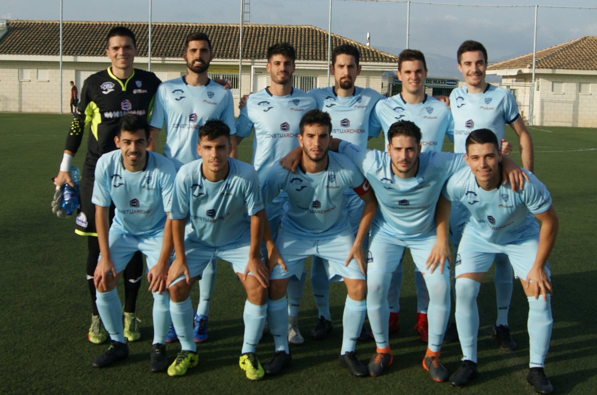 MurciaDeportivo's tweet photo. El Cartagena FC sigue intratable en la Preferente Autonómica con su victoria sin paliativos ante la EF Alhama 4-0. El @EGelpalmar le infringe un serio correctivo a Plus Ultra 3-0, destacando la victoria del At. Cabezo Torres ante el Bala Azul 0-1 y el @ArchenaSport a I.Ceutí 0-3. https://t.co/t09HWTNQ2Y