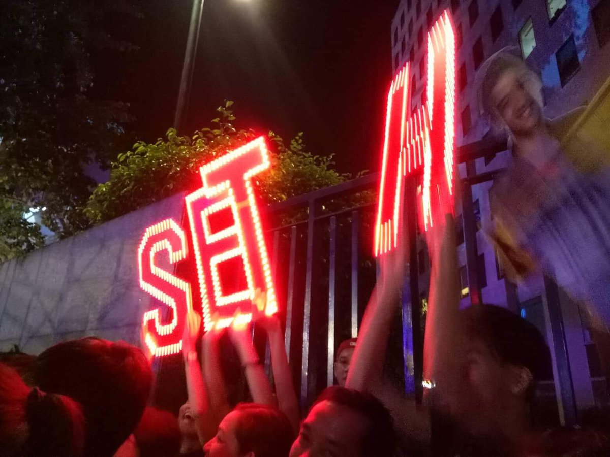 SETHstersOFC's tweet photo. Laban kung laban! SETHsters 'til the END!

#PBBBig8tingSalubong https://t.co/fVRE14Axwr