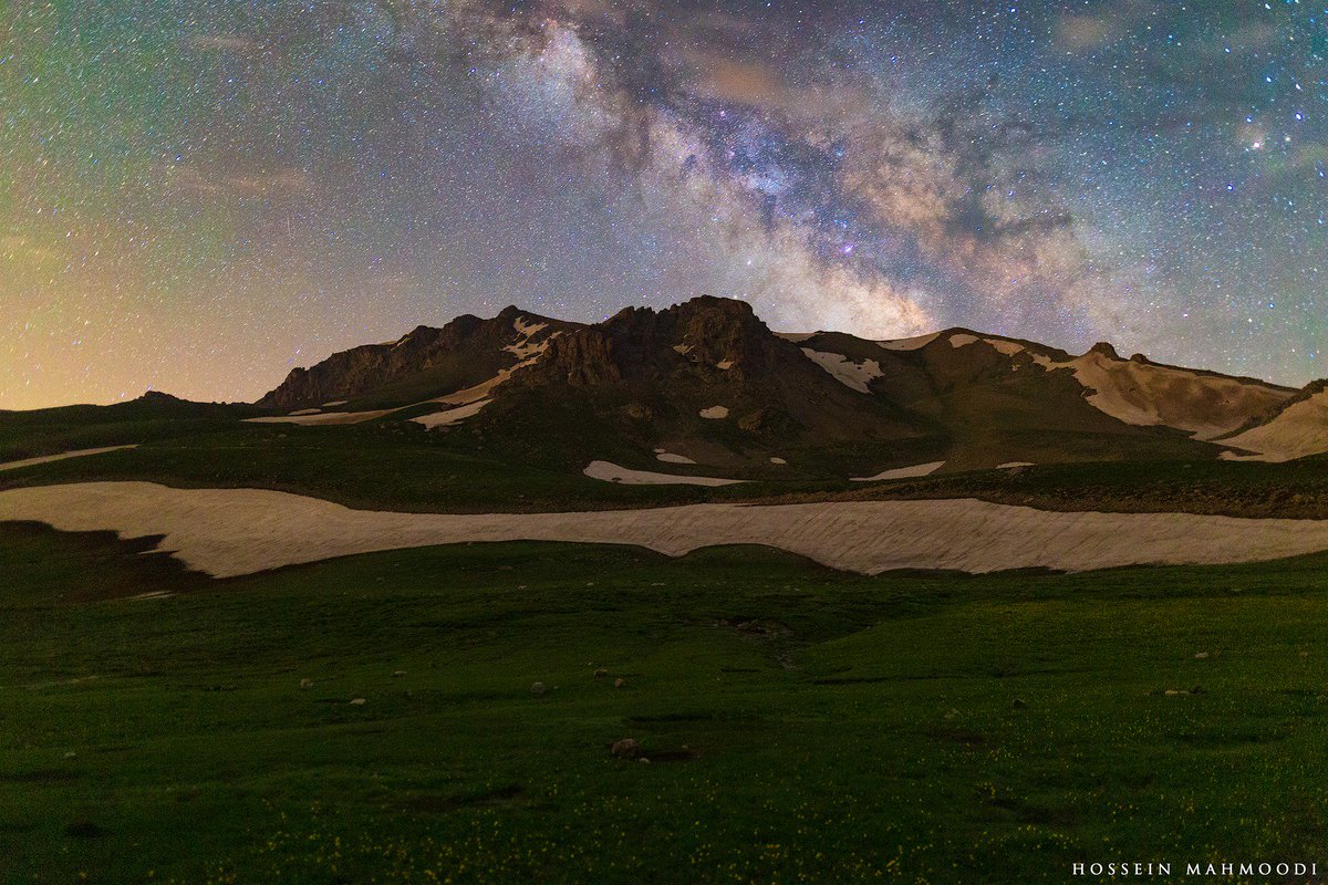 Hossein_MHmoodi's tweet photo. ارتفاعات اورمیه-بوزلو سینه
The mountain of Urmia-Buzllu sine
#Hossei_Mahmoodi #Photography #Astrophotography #MilkyWay #Night #Canon #Sigma24 #Reflection #green #purple #Sky #trip #putside #outdoor #cold #water #star #اورمیه #ارومیه #عکاسی #عکاسی_شب https://t.co/ymQ8IUGCor