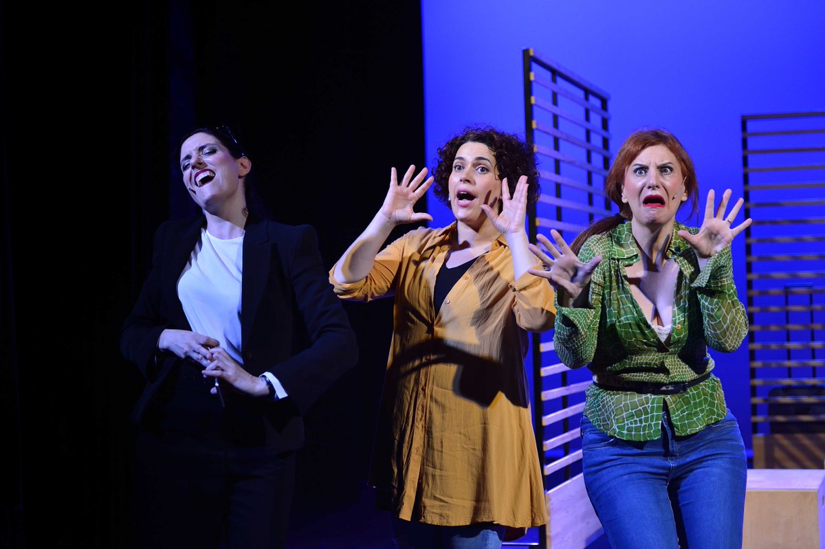 📢ATENCIÓ 📢 Última oportunitat per veure PARÍS... avui és la darrera funció 😱😱! Compra les teves entrades, perquè és ara o mai 🏃‍♀🏃‍! 👉 bit.ly/PARISFESTIE