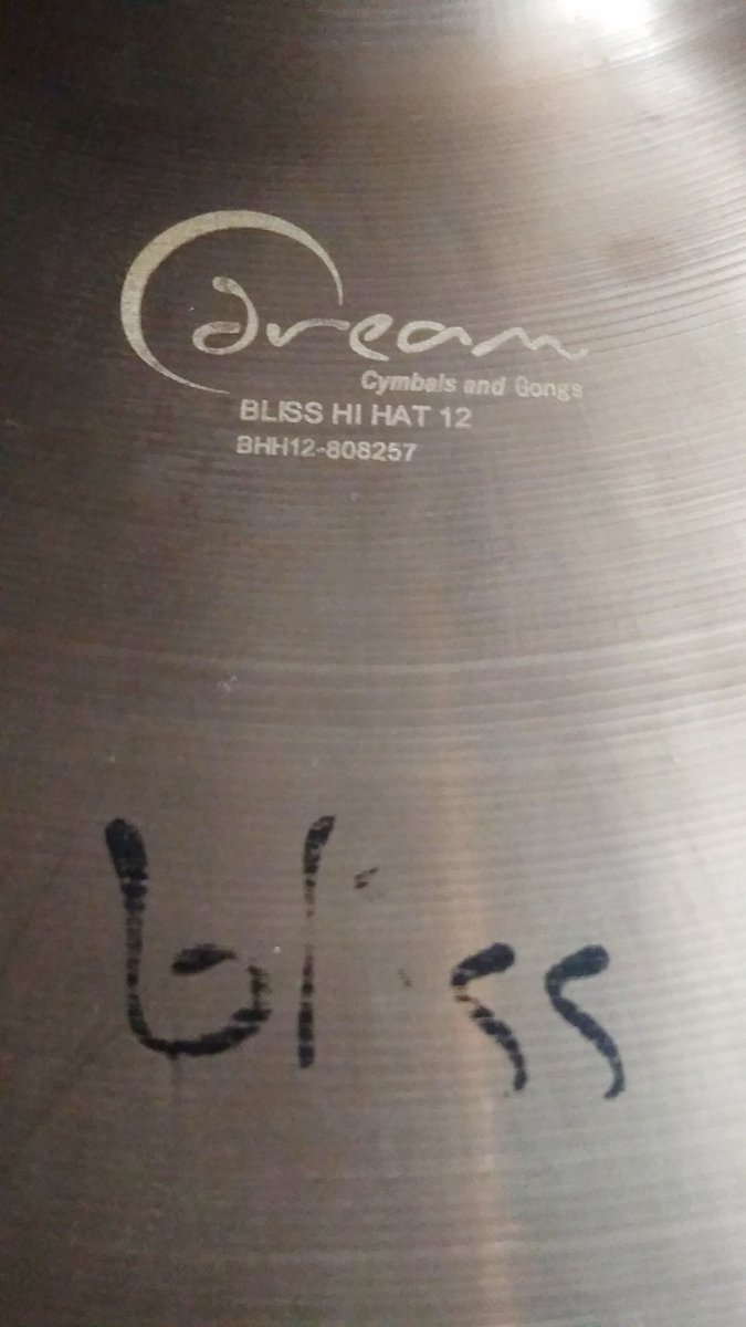 Wts ; dream bliss hihat 12 second normal aman sentosa.. 
081361165870 WA 
Thanks <a href="/DrumBagus/">@DrumBagus</a>