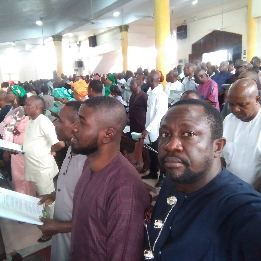 Bstilito's tweet image. #NEWStable

Church Dedication of the 2019 PDP Campaigns

m.facebook.com/story.php?stor…

@RiversPDP