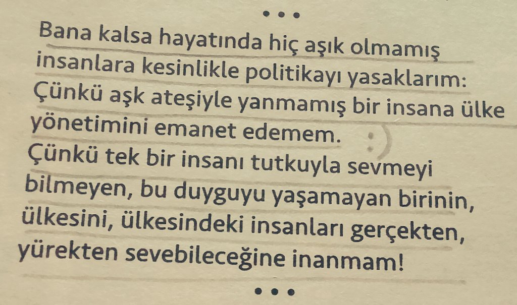 sisyph_e_93's tweet photo. #Diyorumki ben değil aslında 😁#emrekongar hoca 👍@bavuldergi #ekim  #2017de ne kadar güzel söylemiş..🙏 https://t.co/9KTPQJjnGc