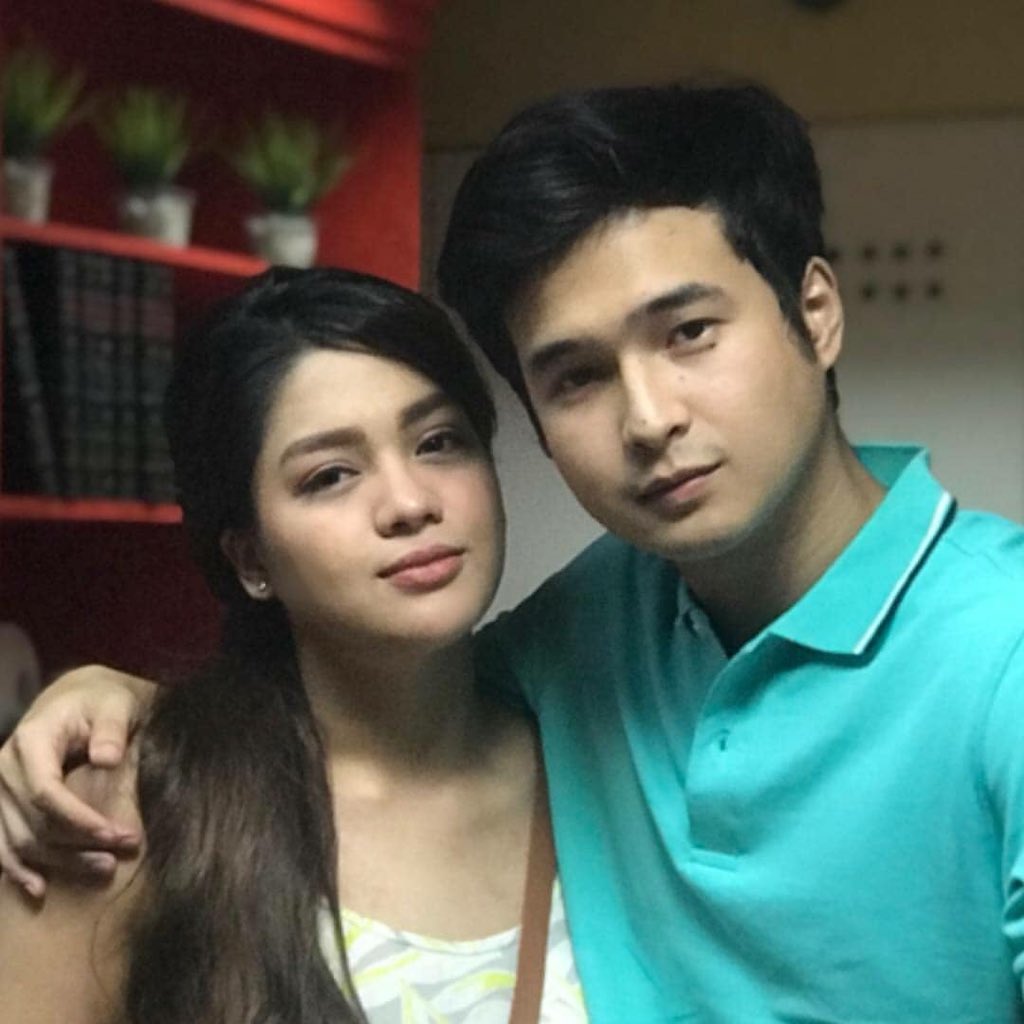 iloveregalfilms's tweet photo. #NowFilming
#FindingYou starring
Jane Oineza and Jerome Ponce 

Written and directed by Easy Ferrer.

@itsJaneOineza 
@ponce_jerome https://t.co/mOf8bG52pe