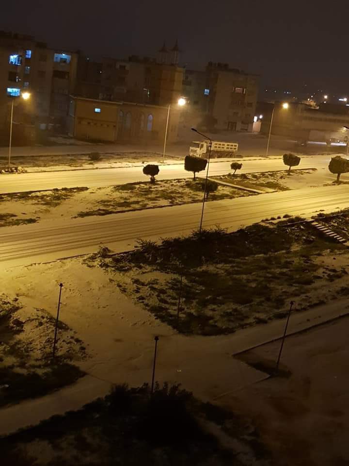 Onlyllibya's tweet photo. أجواء مدينة البيضاء ليلة أمس. #ليبيا ❄️🌨 https://t.co/Q17zUHmurU